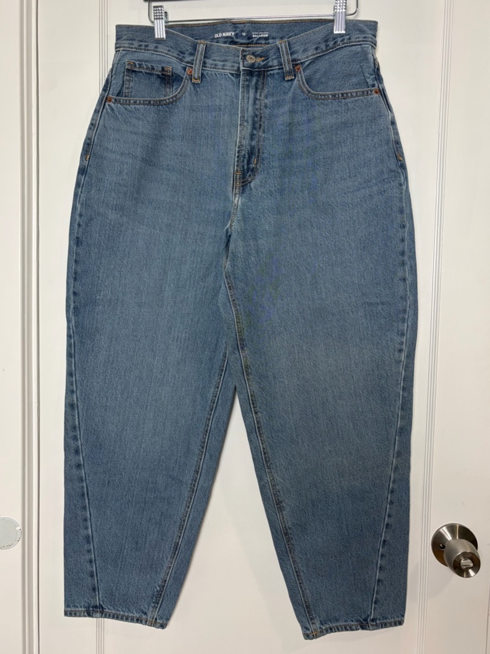 Old Navy Extra High Rise Balloon wide leg Jeans - Picture 15 of 16